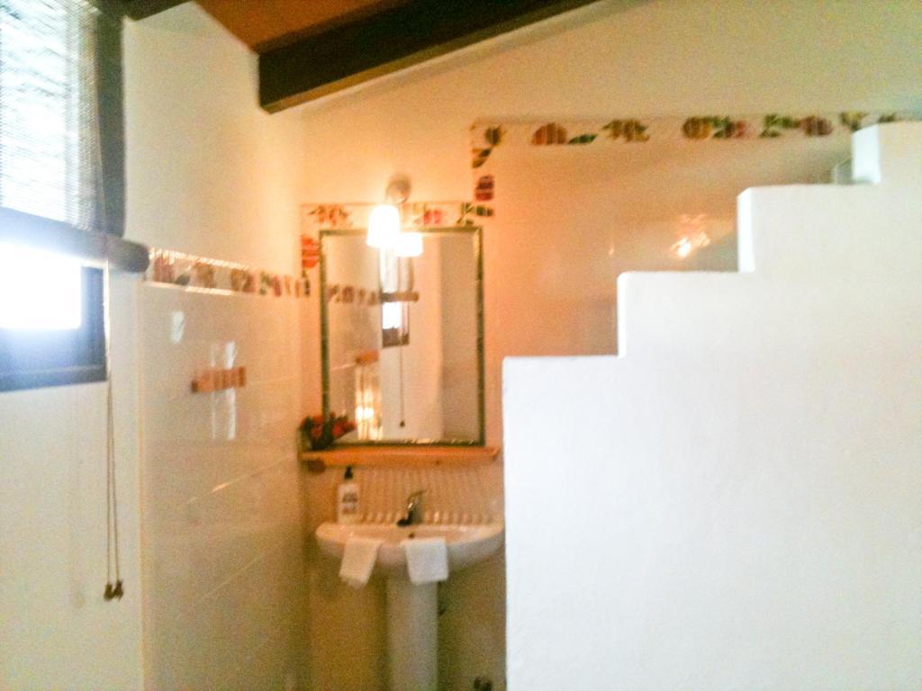 Los Cazadores Bed & Breakfast El Gastor Rom bilde