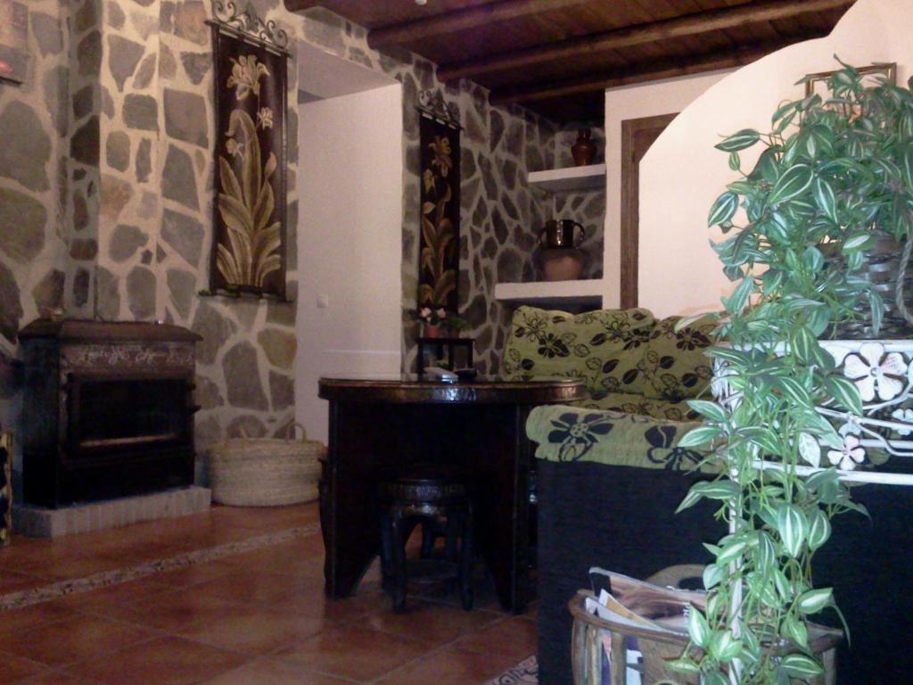 Los Cazadores Bed & Breakfast El Gastor Eksteriør bilde